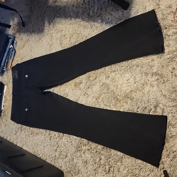 True Religion Women's Jeans - Picture 2 of 6